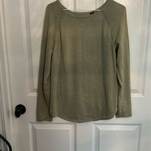 Women’s Long Sleeve Shirt |  Size M/L |Olive Color